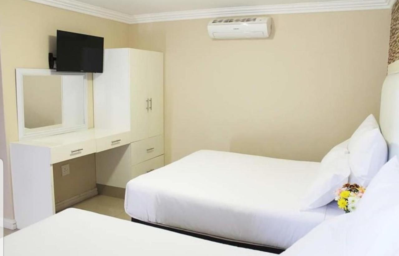 Bayside Hotel Pinetown New Germany Ngoại thất bức ảnh